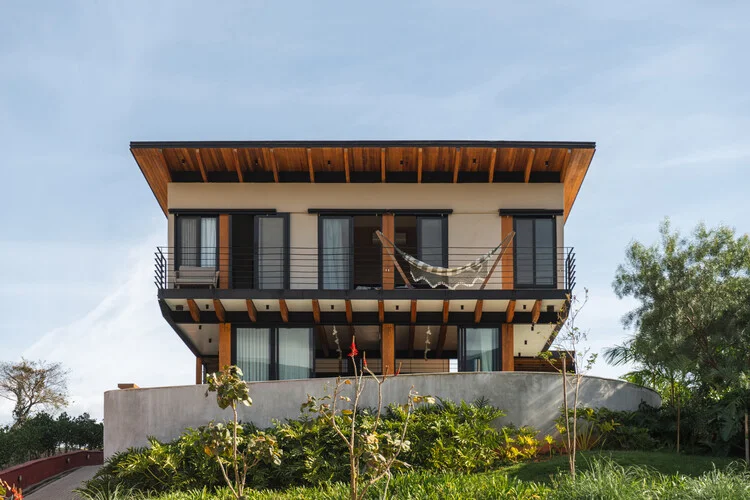 Discover the Exquisite Boa Vista Residence by facury + guaja.cc and Thiago Bandeira
